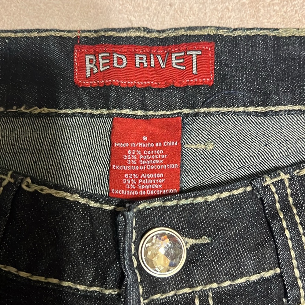 Red Rivet jeans - Picture 3 of 4
